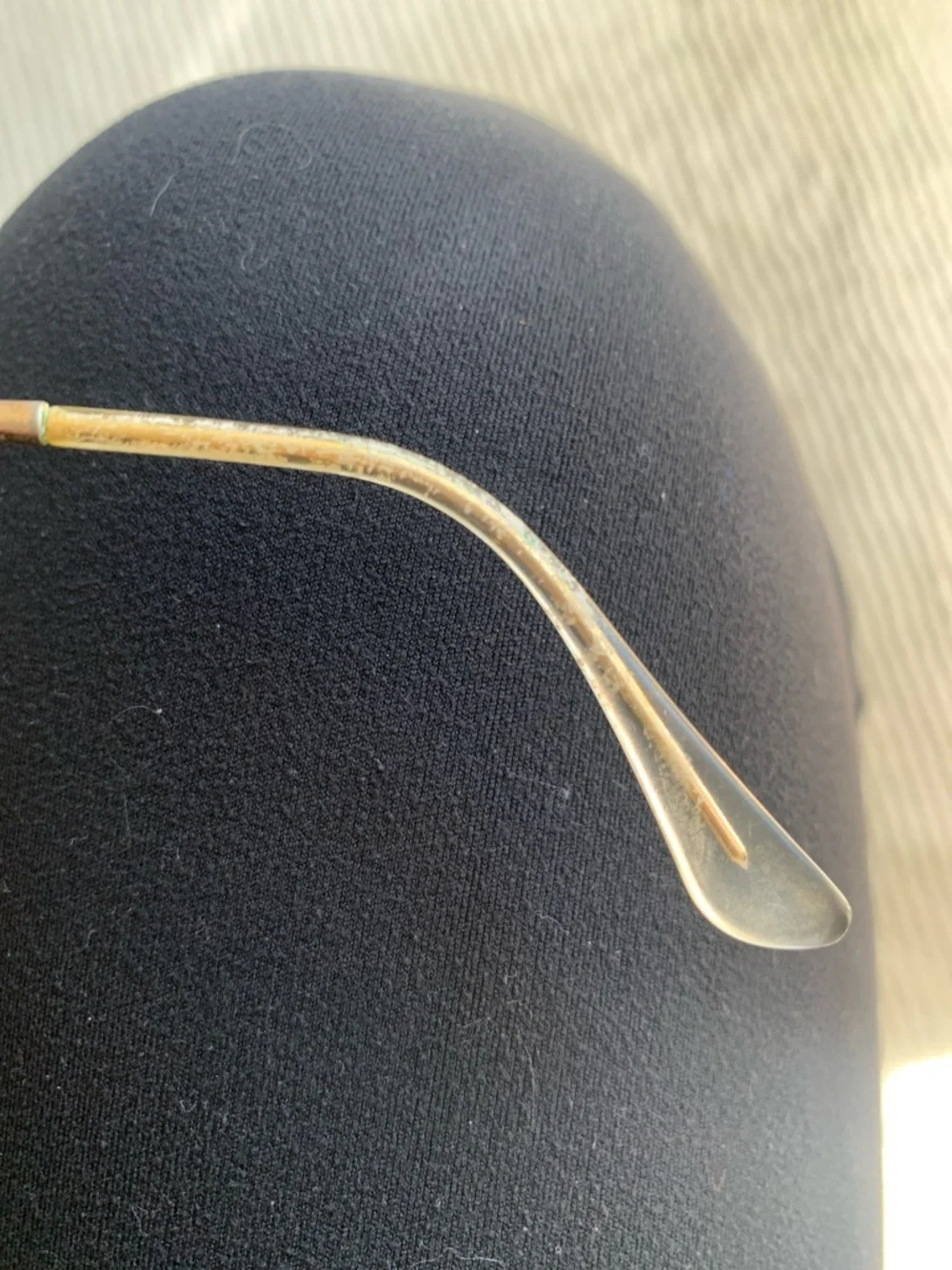 Ray-Ban Gold Frame Sunglasses - Picture 7 of 7